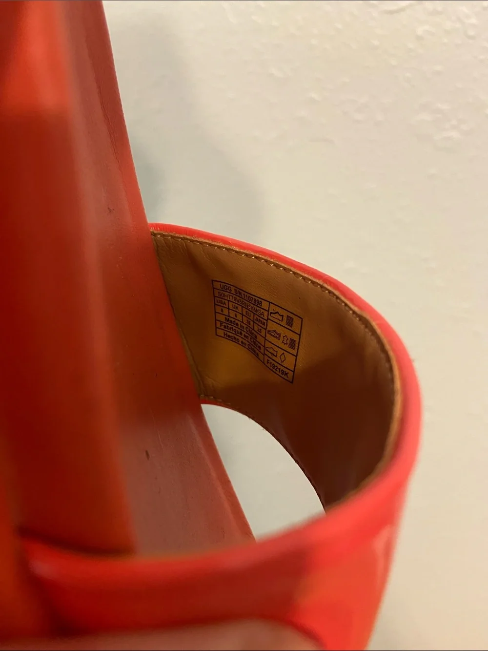 UGG vibrant orange